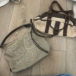 2 shoulder bags -Guess